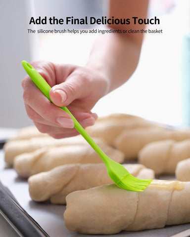 Komlyar all-in-one kit supports easy bread making and gifting