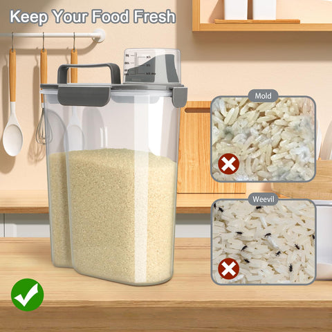 Komzon BPA-free, shatterproof plastic keeps foods safe and durable.