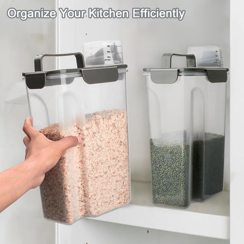 Komzon pet food storage container suitable for dry dog or cat food.