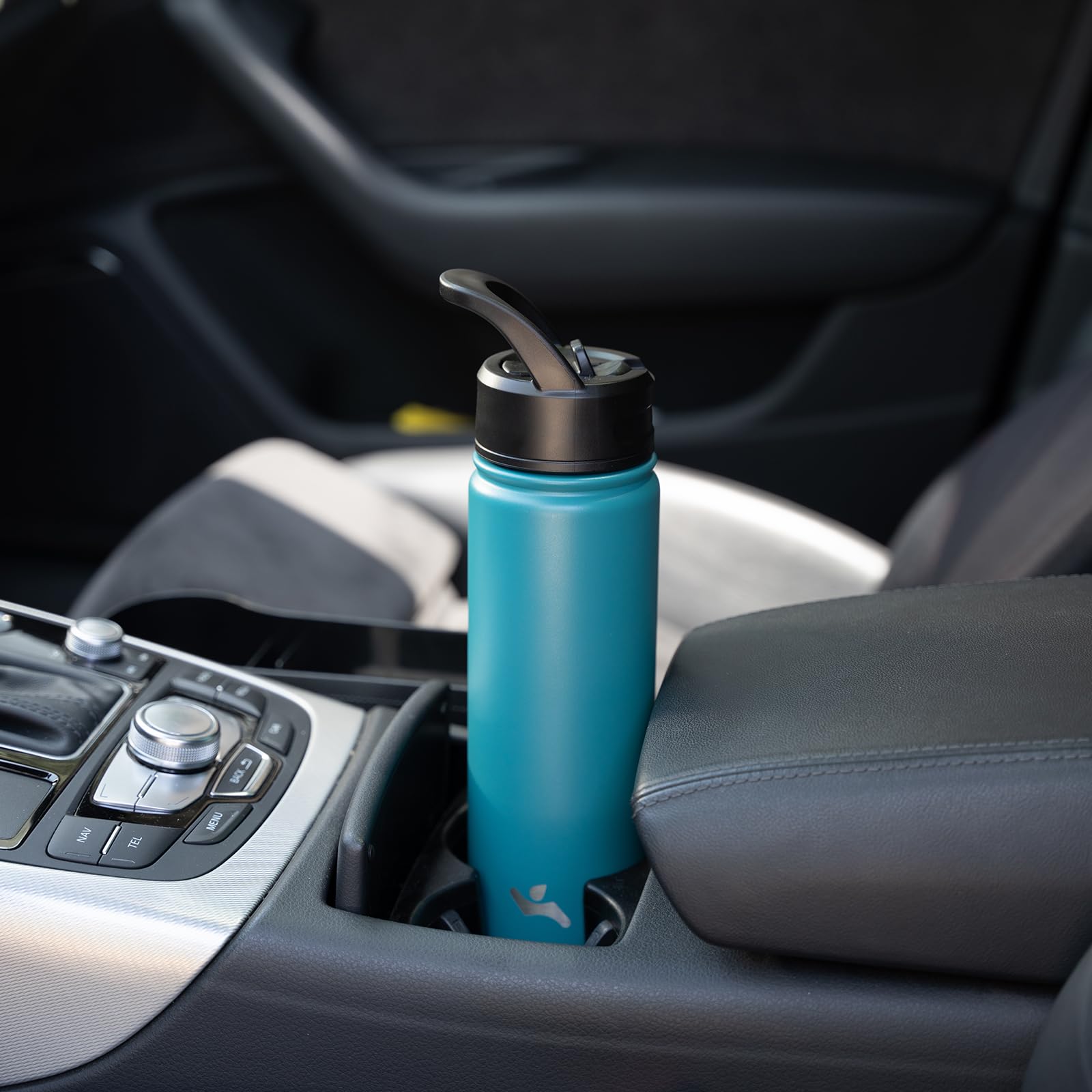 Konokyo bottle handheld ergonomic design shows easy-to-carry shape for travel and gym.