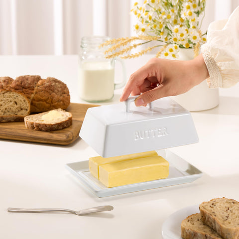 KooK butter dish lid with inner ridge prevents sliding during use