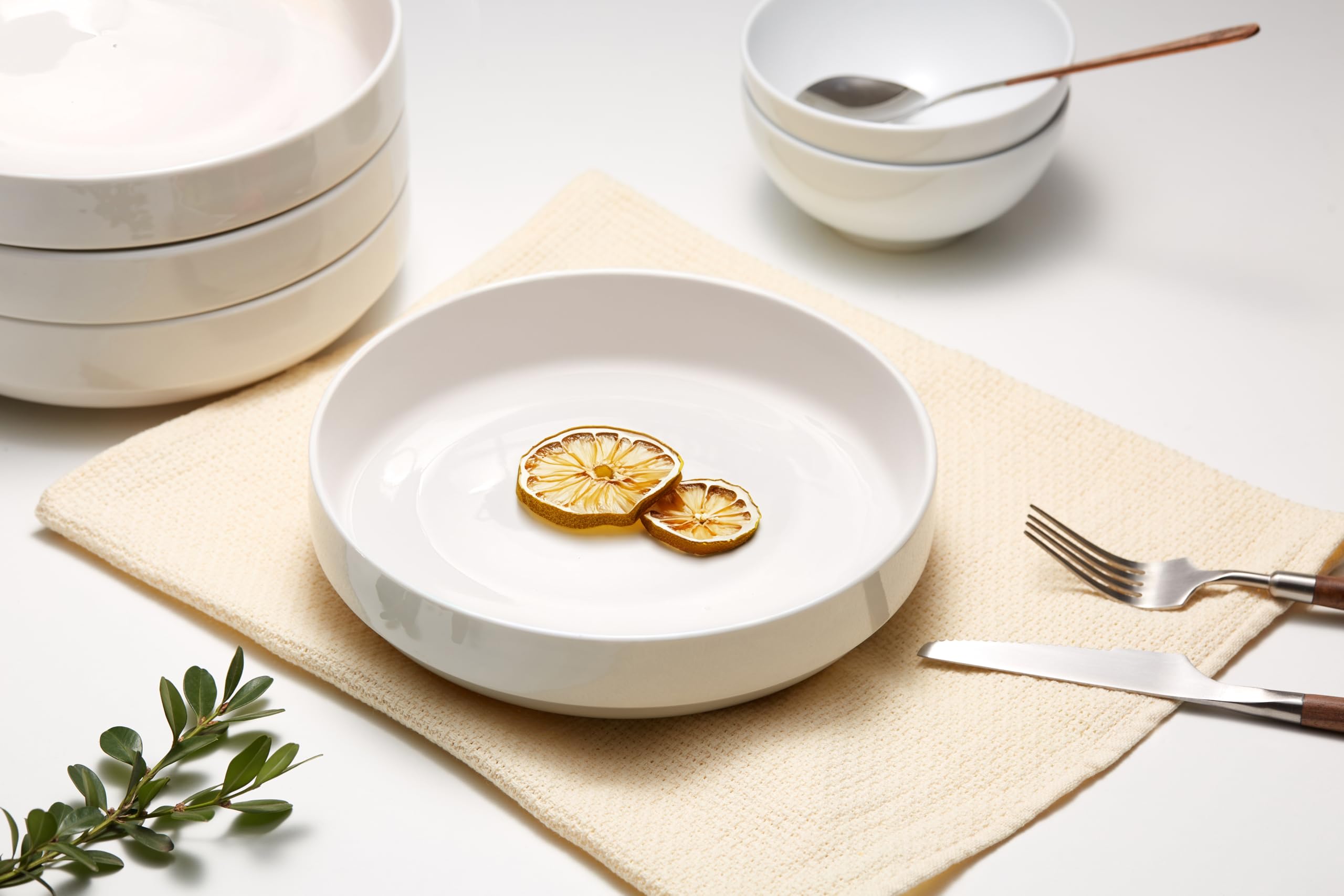 KooK porcelain bowl glossy white in a modern kitchen.