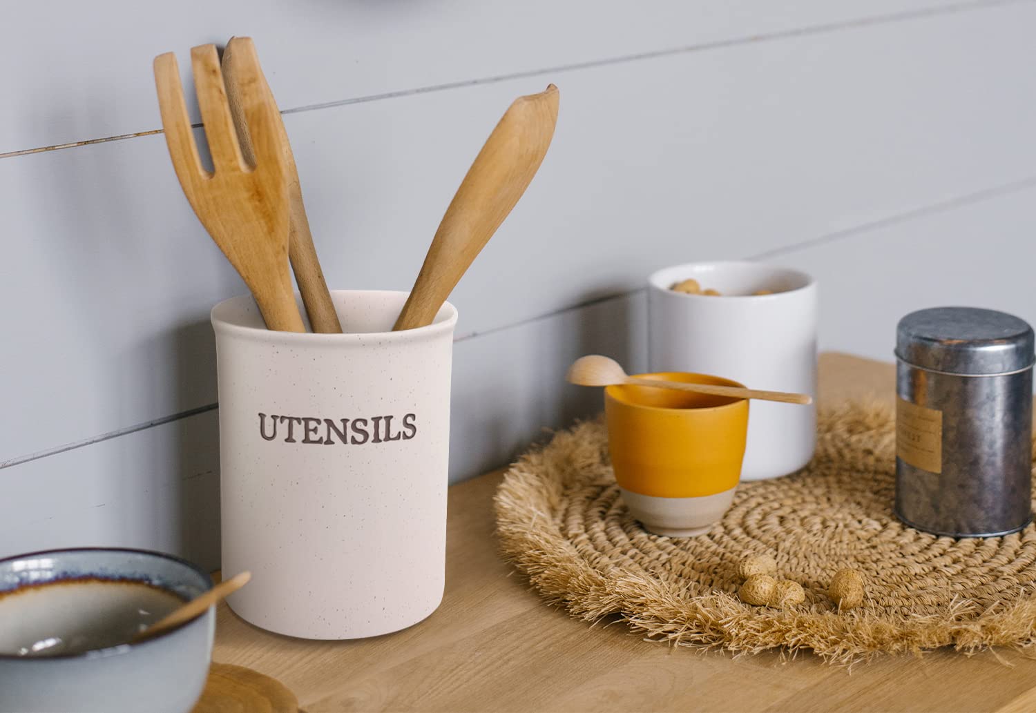 KooK ceramic utensil crock, wide opening for easy utensil access and cleaning.