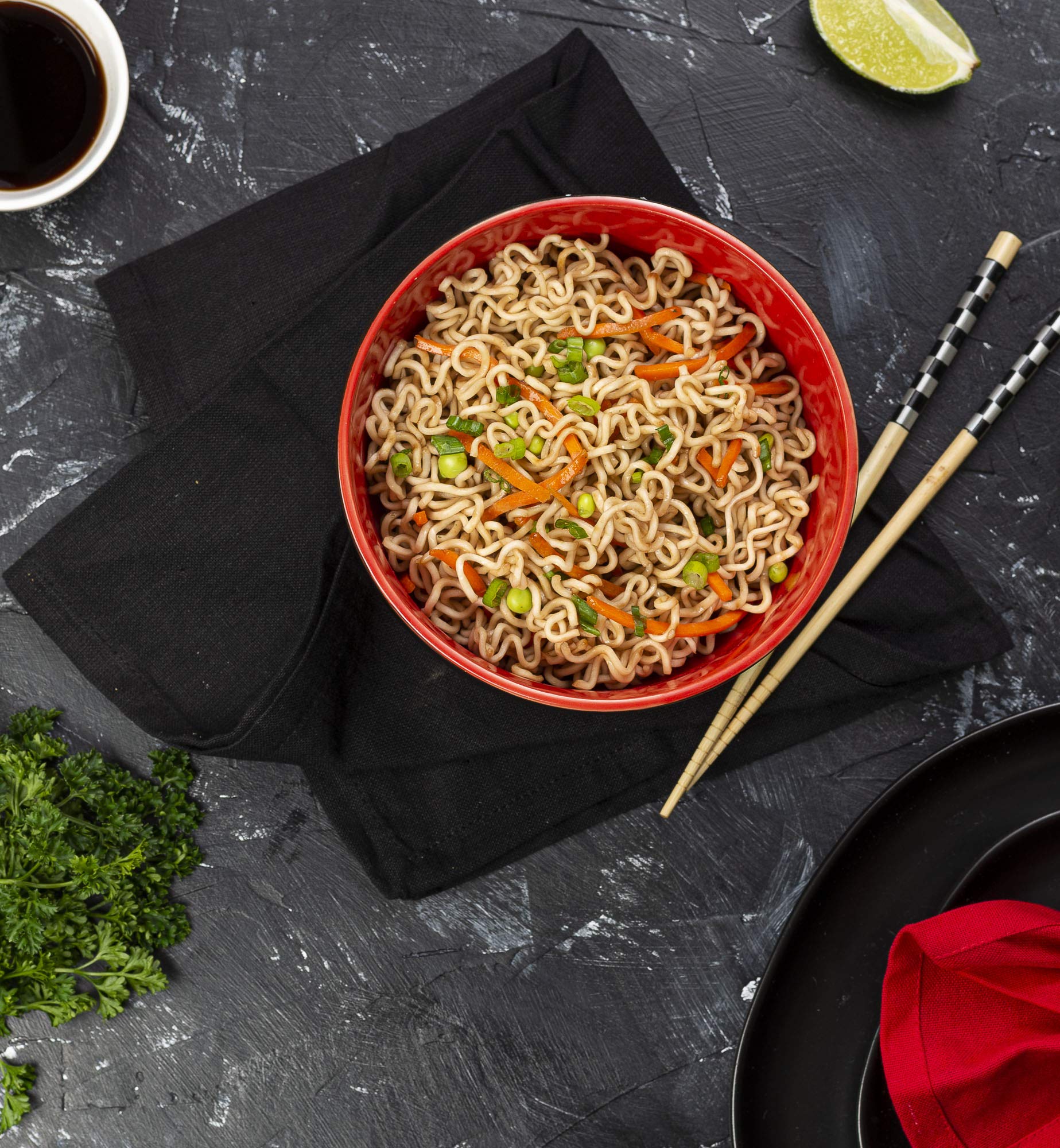 KooK bowl features a slightly footed base for stable serving.