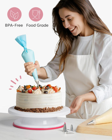 Kootek 3 cake scrapers create varied surface textures.