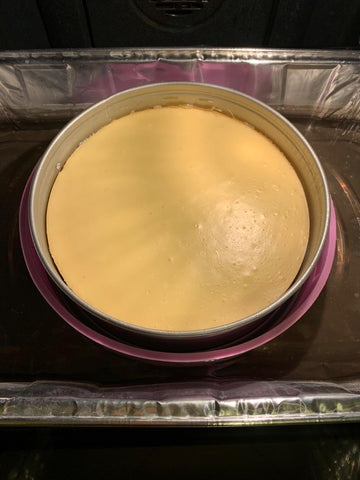 KOOTIPS heat resistant protector withstands up to 446F for safe baking sessions.