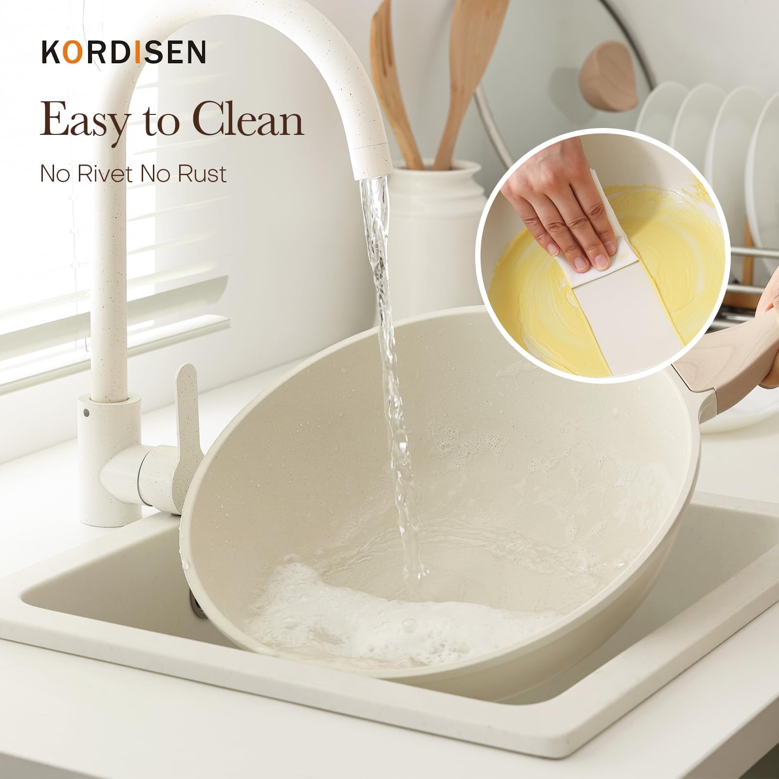 Kordisen ergonomic bakelite handle stays cool during stirring.