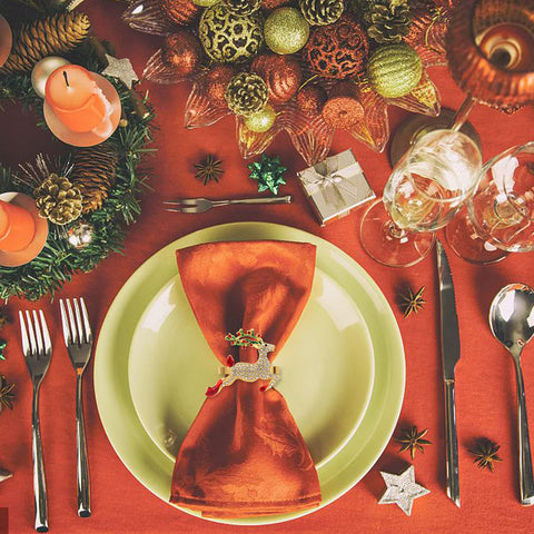 KPOSIYA wreath napkin ring complements festive table styling.