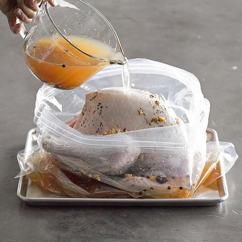 Kreapa bag showing double-zip seal for spill-free closing