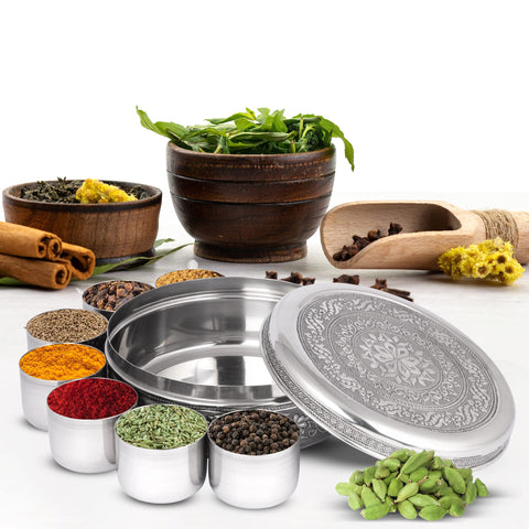 Christmas-inspired spice box elevates holiday cooking rituals.