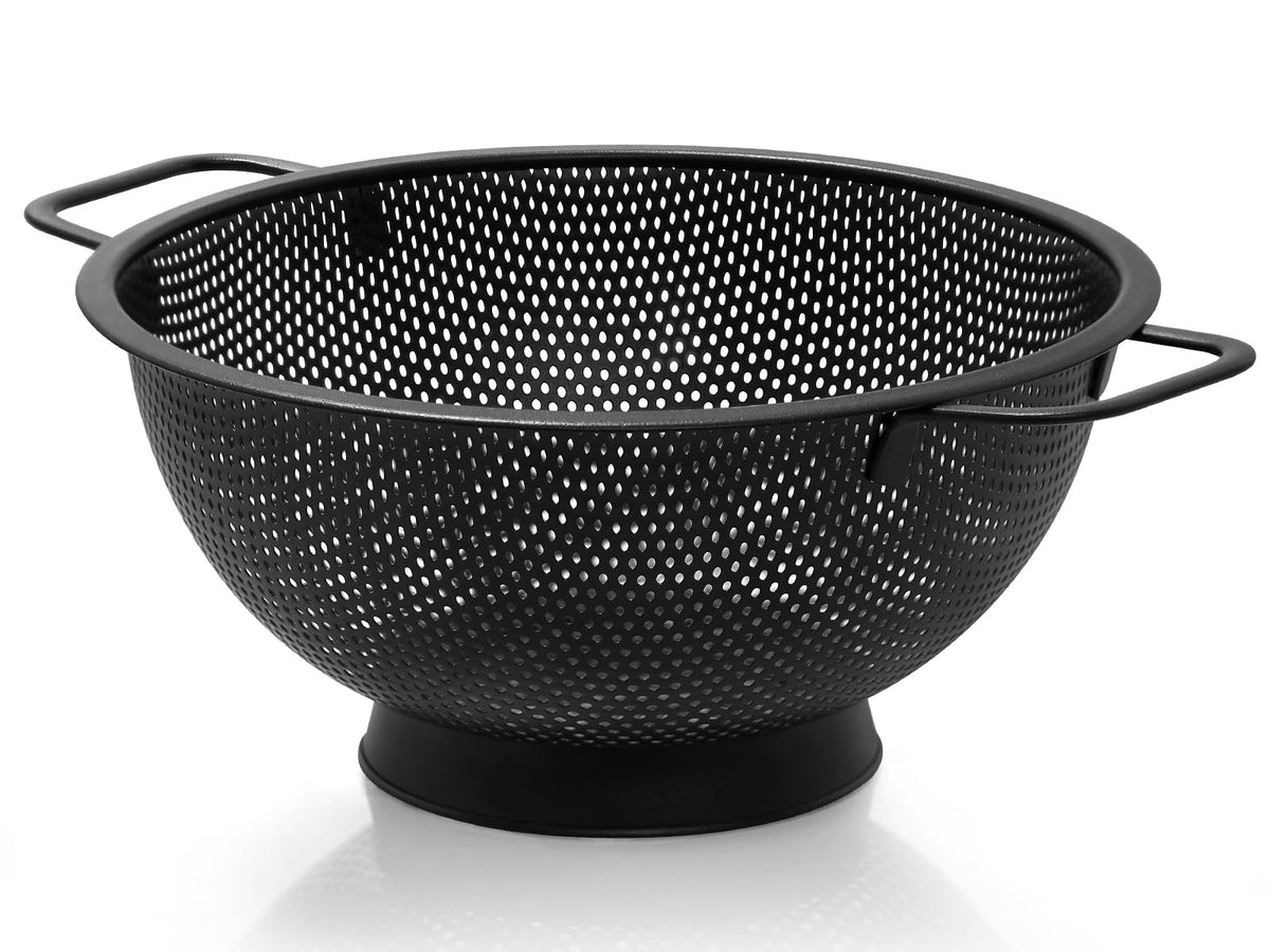 Kteniy black colander 5qt with handle for easy draining and clean pasta prep.
