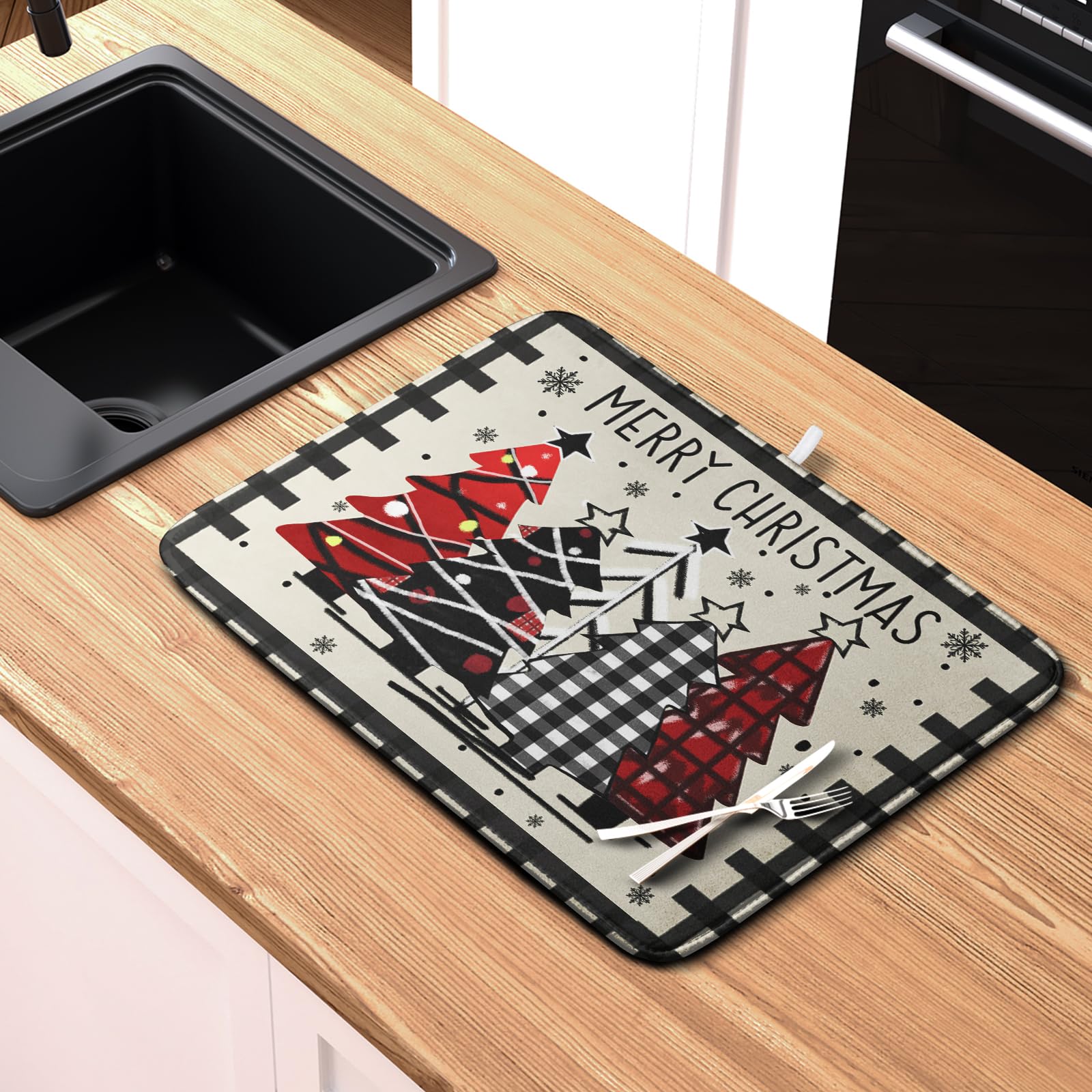 Kwlegh heat-insulating drying mat safeguards counters during use.