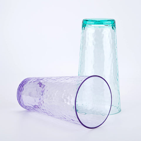 KX-WARE crystal-clear interior with hammered detailing enhances grip