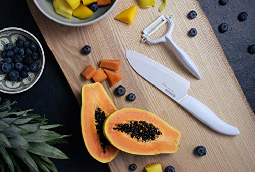 Kyocera Revolution ergonomic handle supports comfortable, controlled slicing.