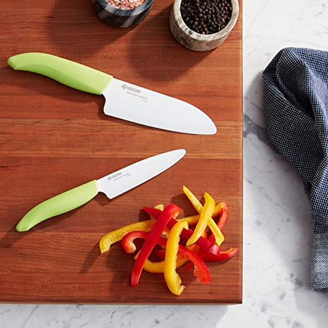 KYOCERA Revolution slicing fruits and vegetables with precision