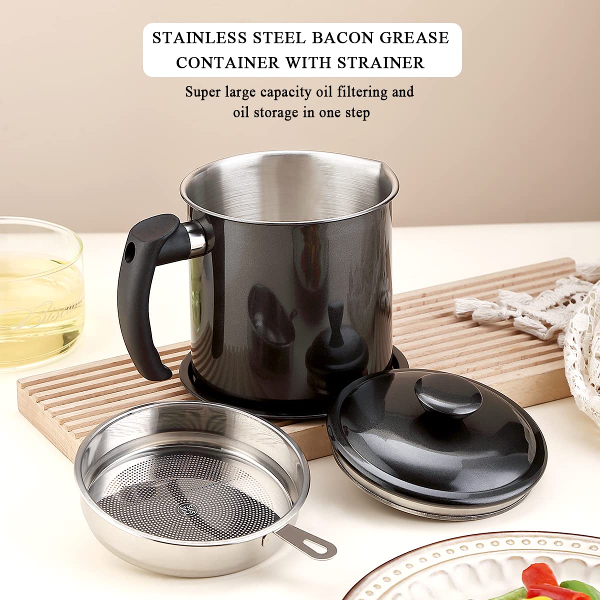 Kyraton grease storage container with lid for hygiene and dust protection