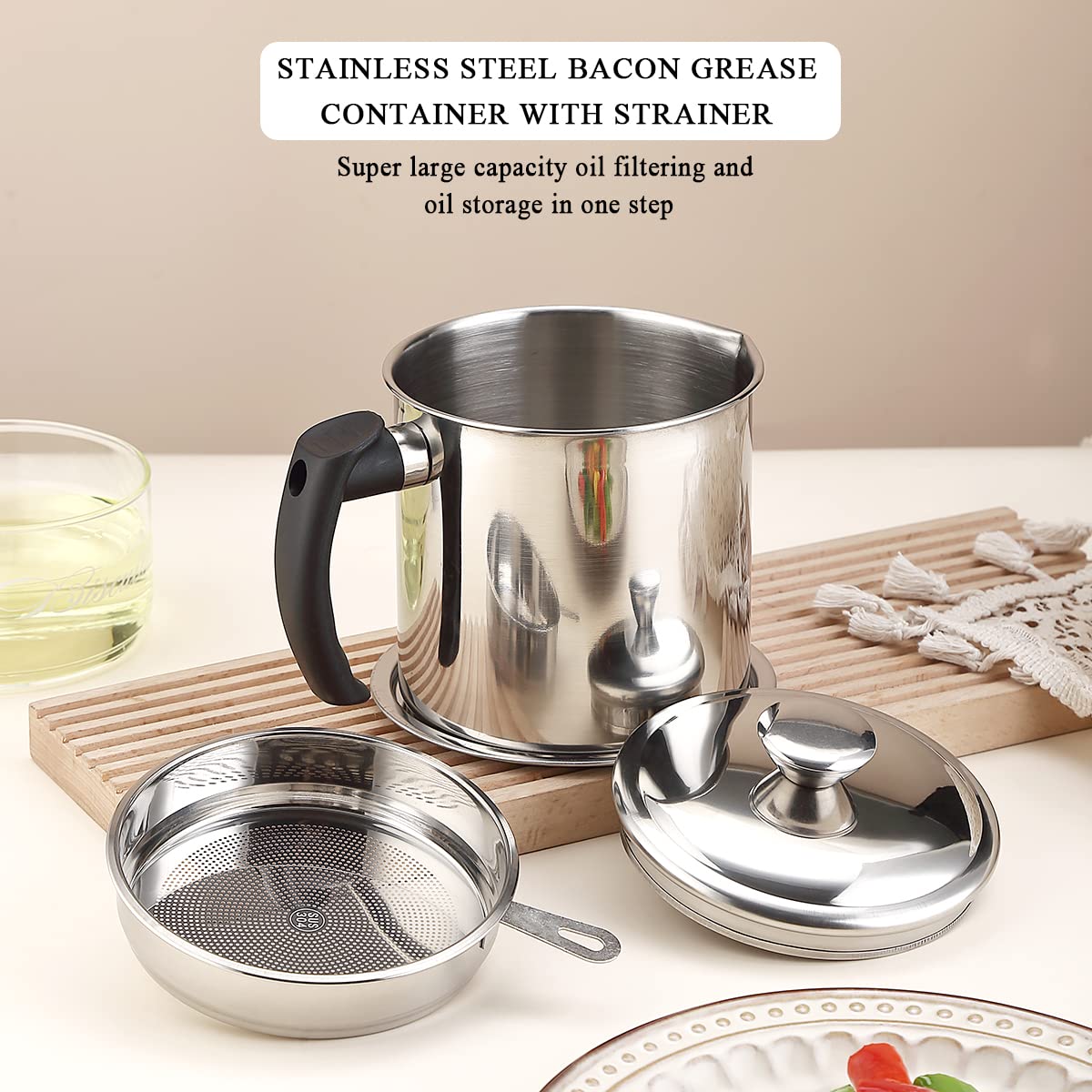 Kyraton grease storage with lid keeps oil hygienic and dust-free.