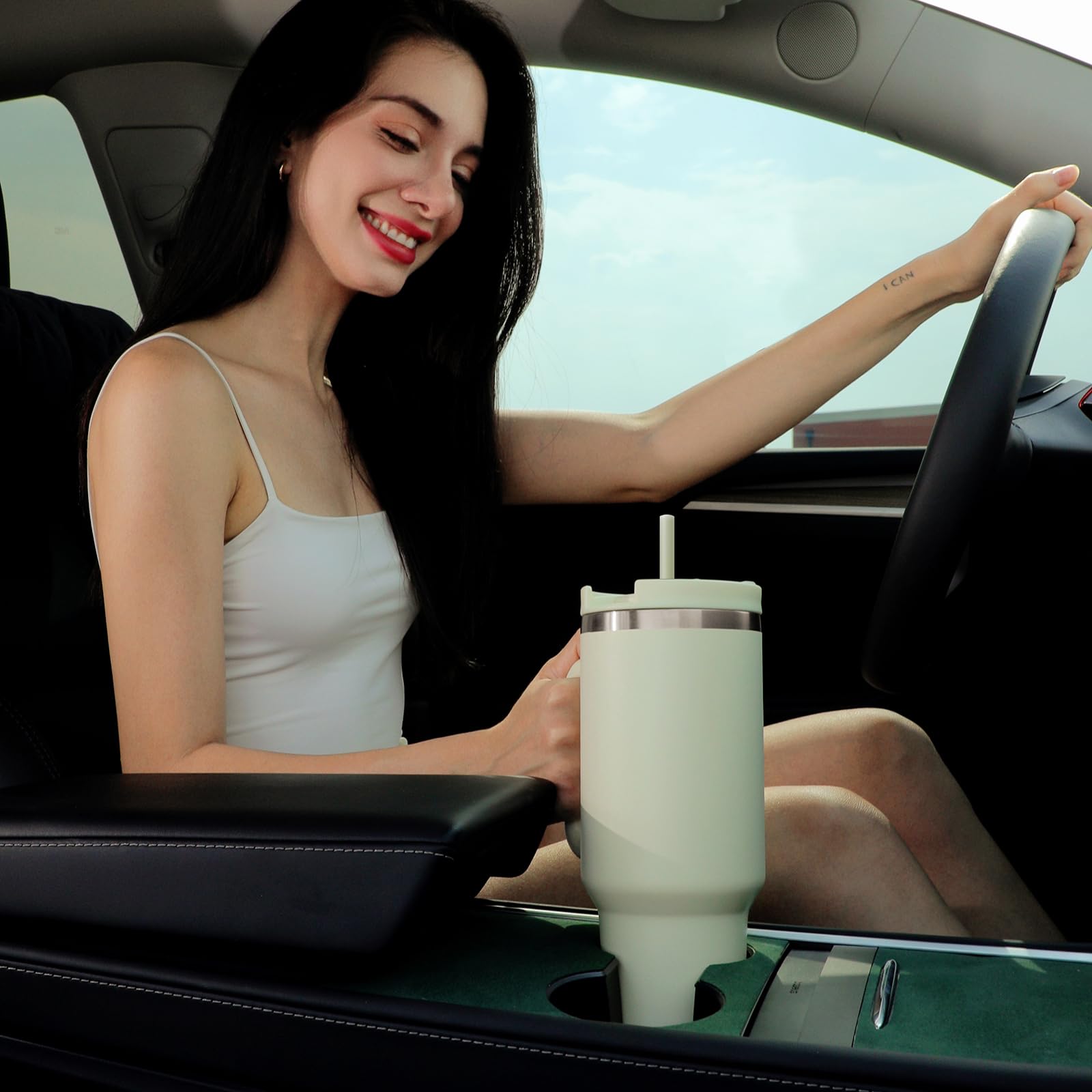 Labulabla 40oz tumbler wide opening eases cleaning and ice addition.