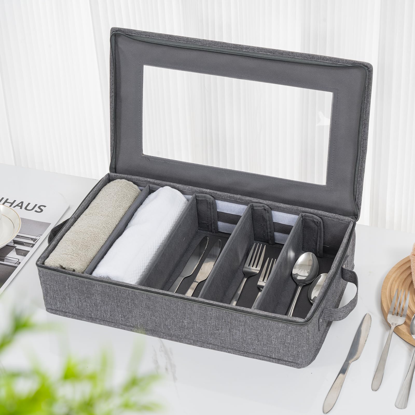 Lafulling collapsible design for flatware storage when not in use