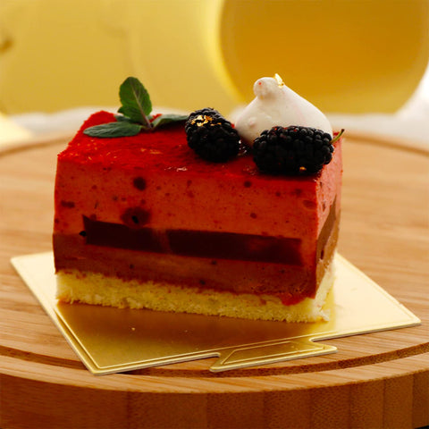 Lainrrew grease-proof mini cake board keeps hands clean and surfaces tidy