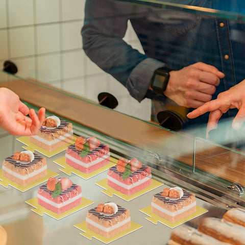 Lainrrew transport-stability cake board protects delicate pastries during delivery