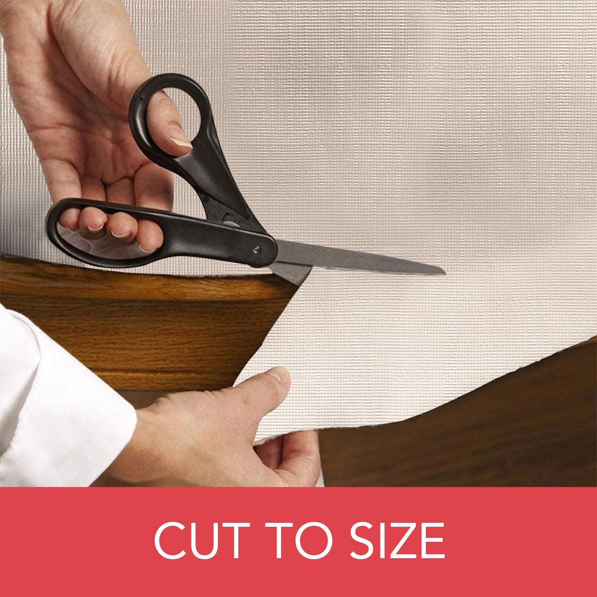 LAMINET table pad with flannel backing provides soft contact and protection.