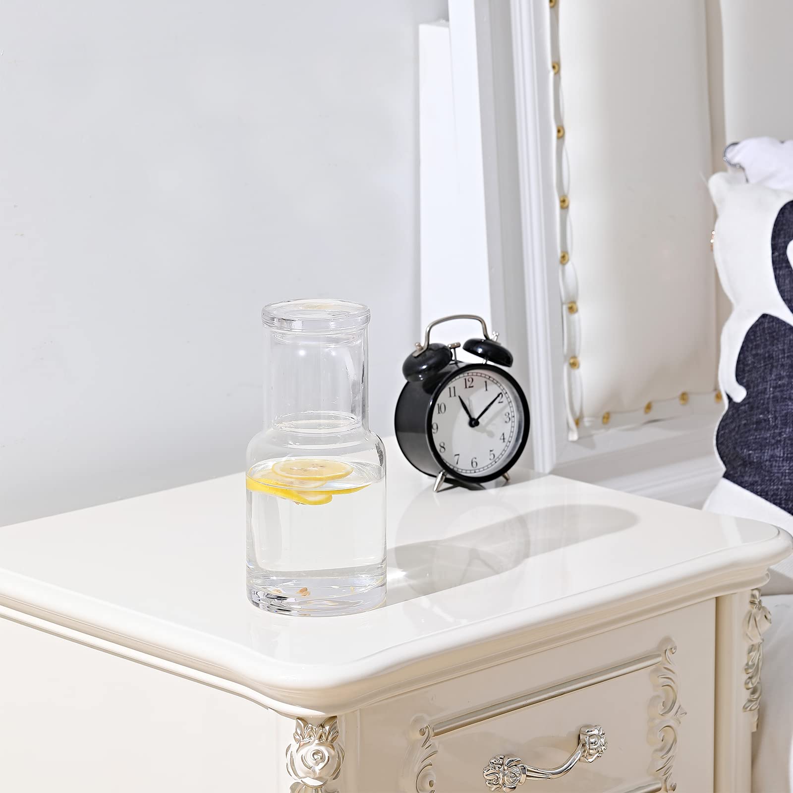 Lancici thickened lead-free glass carafe blends durability with bedside convenience.