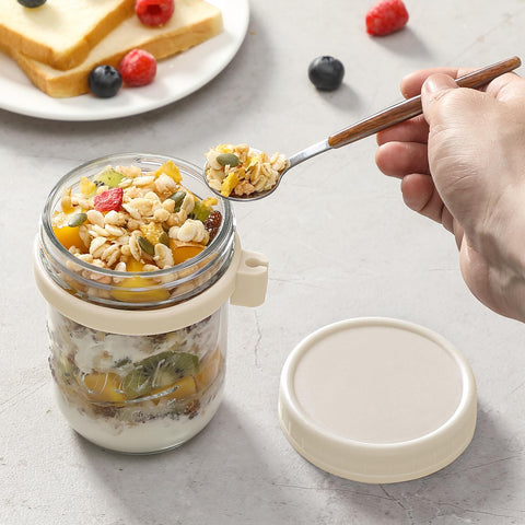 LANDNEOO crystal-clear jars showcasing colorful overnight oats