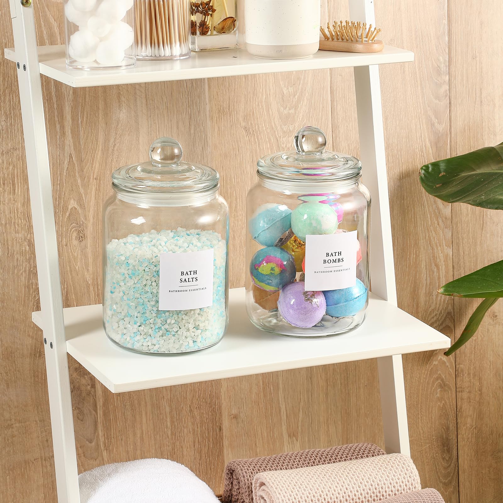 LANDNEOO transparent crystal glass blends with any décor.