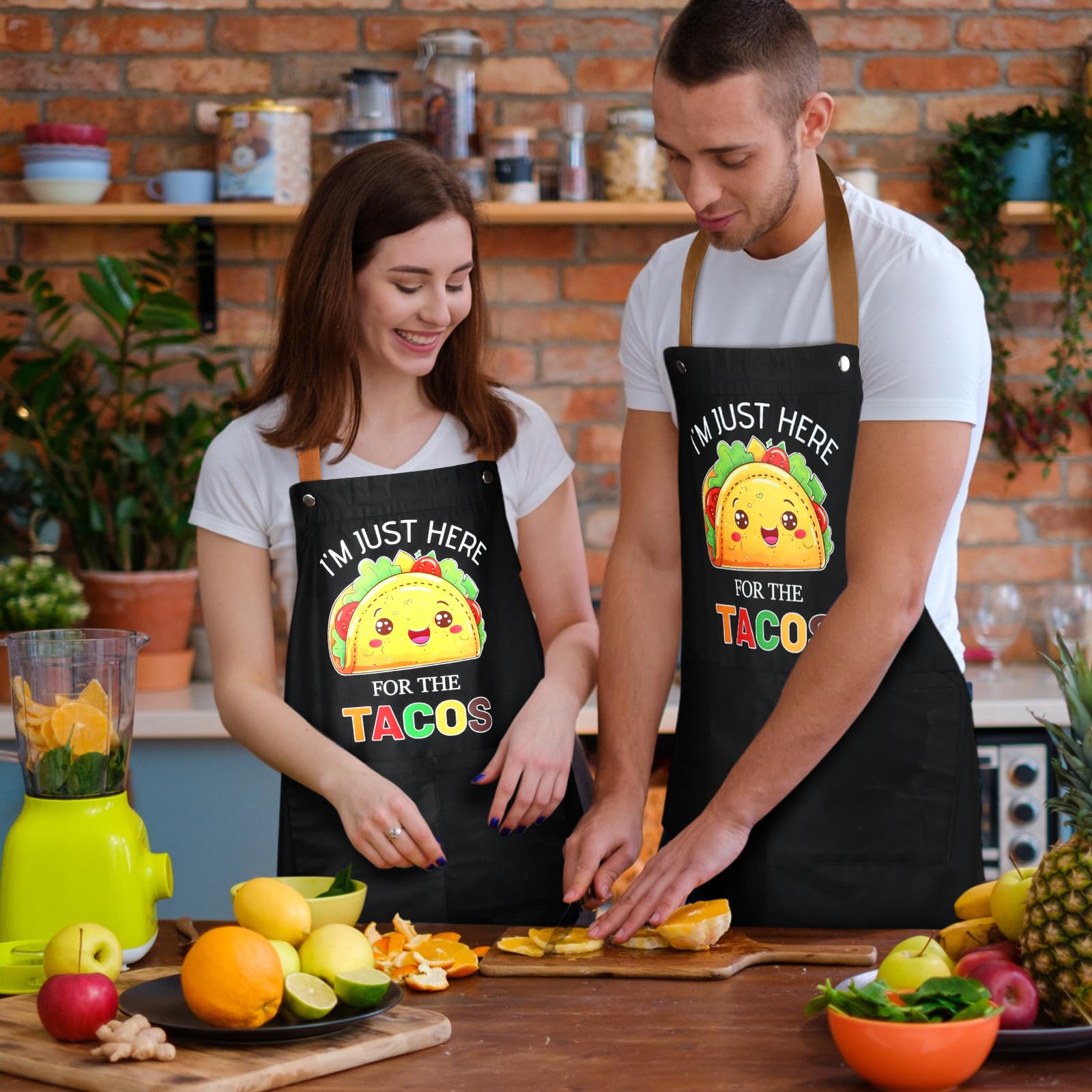 Langyiwee taco apron makes a playful gift for Taco Tuesday or parties.