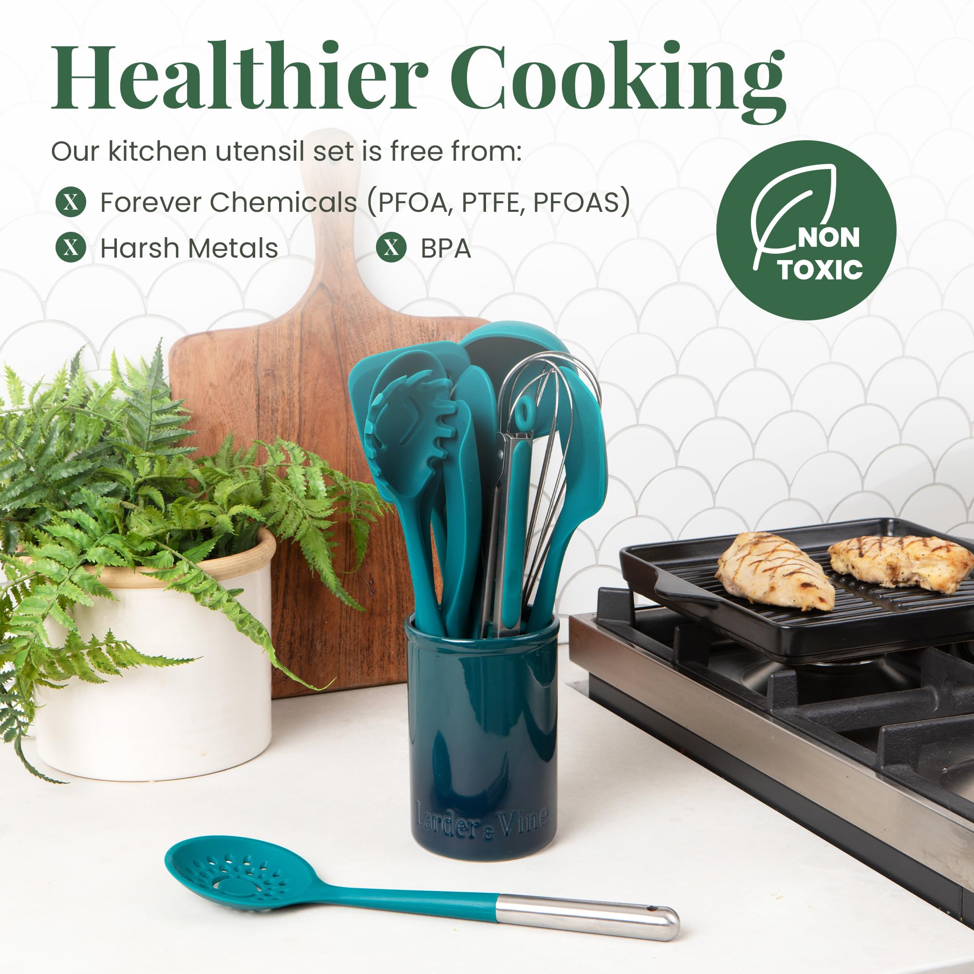 Larder & Vine Bondi ladle perfect for soups and sauces.