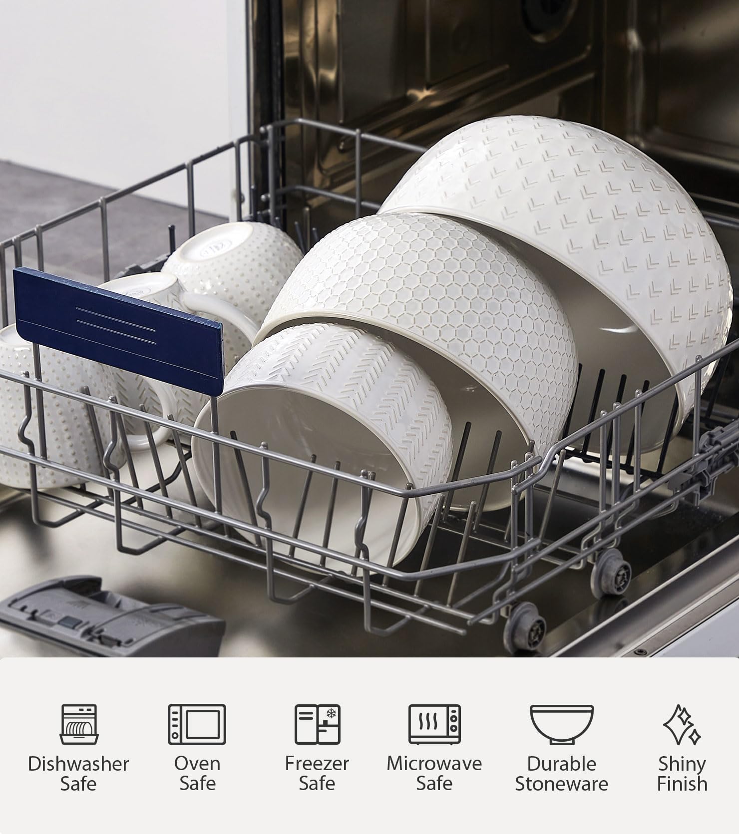 Lareina 98 oz capacity bowl for bigger prep tasks