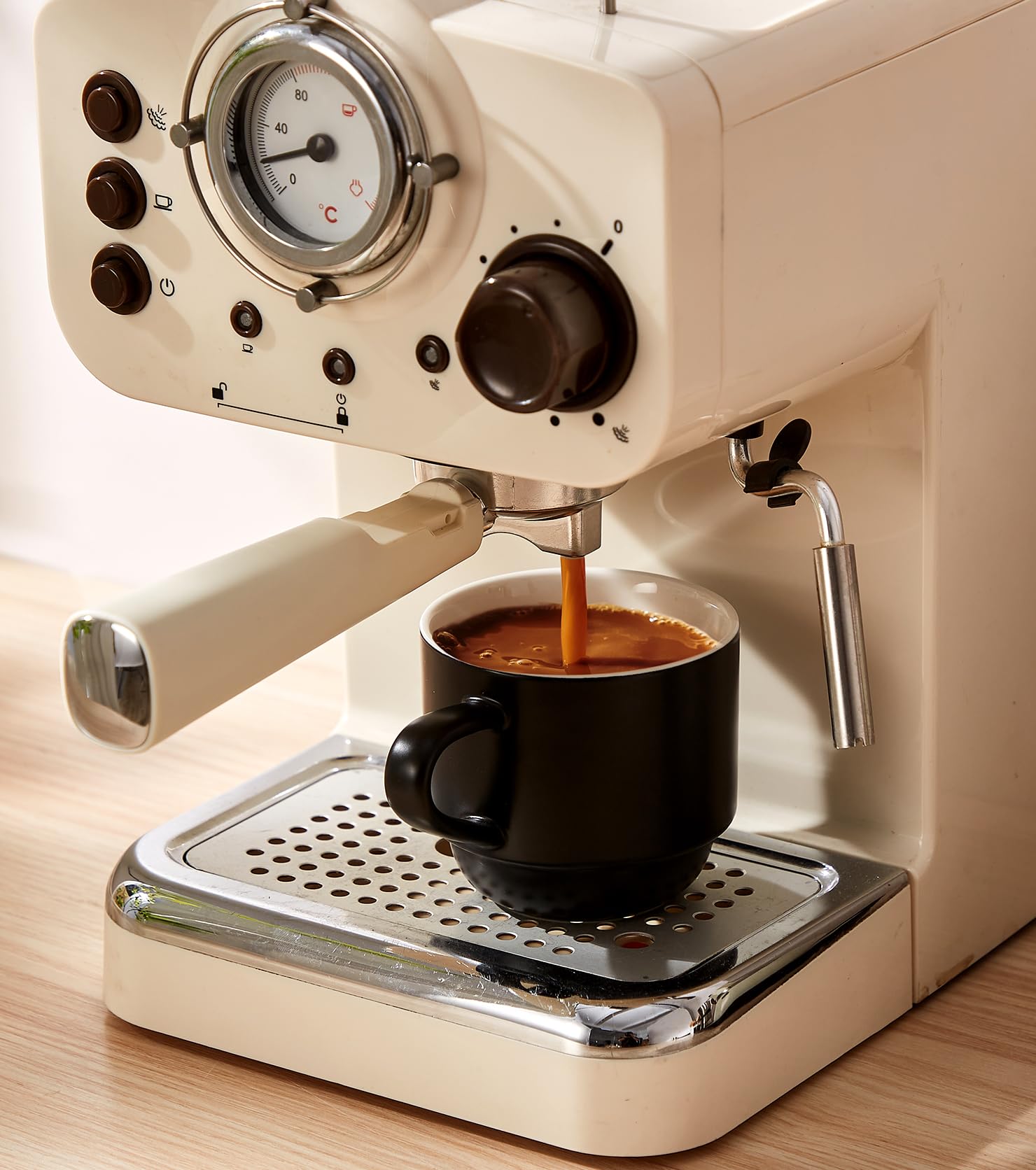 Microwave and dishwasher safe for quick reheats and easy cleanup.