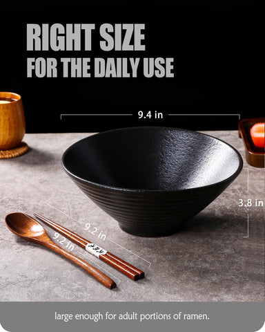 Lareina matching wooden chopsticks and spoons complete the set.