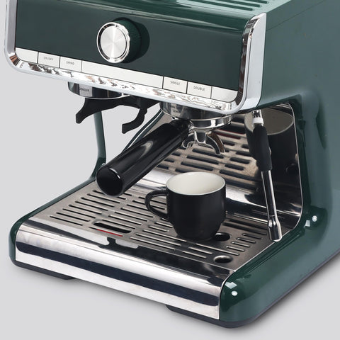 Lareina stackable demitasse stand saves counter space and simplifies storage.