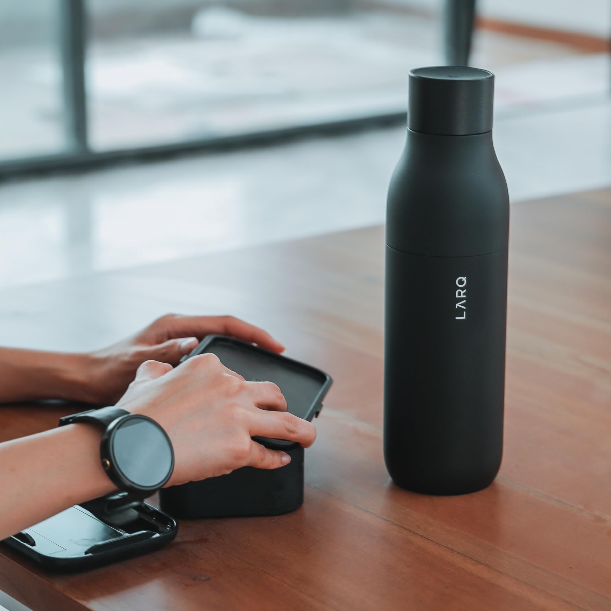 LARQ PureVis USB charging cable highlights long-lasting power for weeks of use.