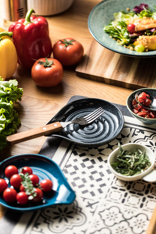 LAUCHUH versatile kitchen companion doubles as a small dish or jewelry tray.
