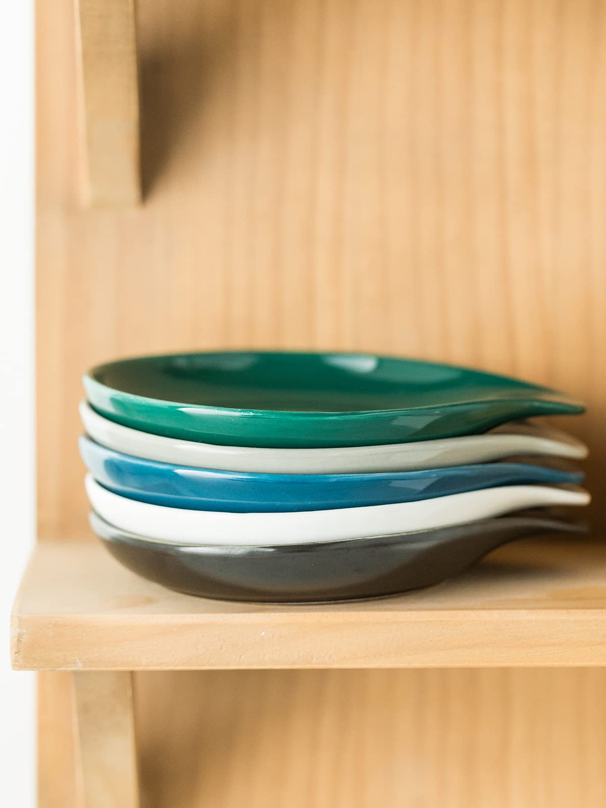 Perfect for Easter, Mother's Day, and gatherings with LAUCHUH.
