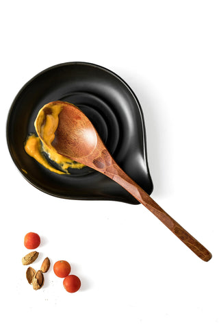 LAUCHUH spoon rest on stove top (5-inch) keeps utensils within reach and drip-free.