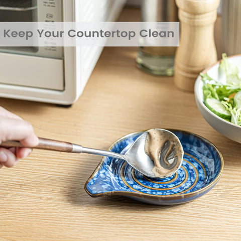 LAUCHUH spoon rest with utensils, demonstrating compact kitchen organization.