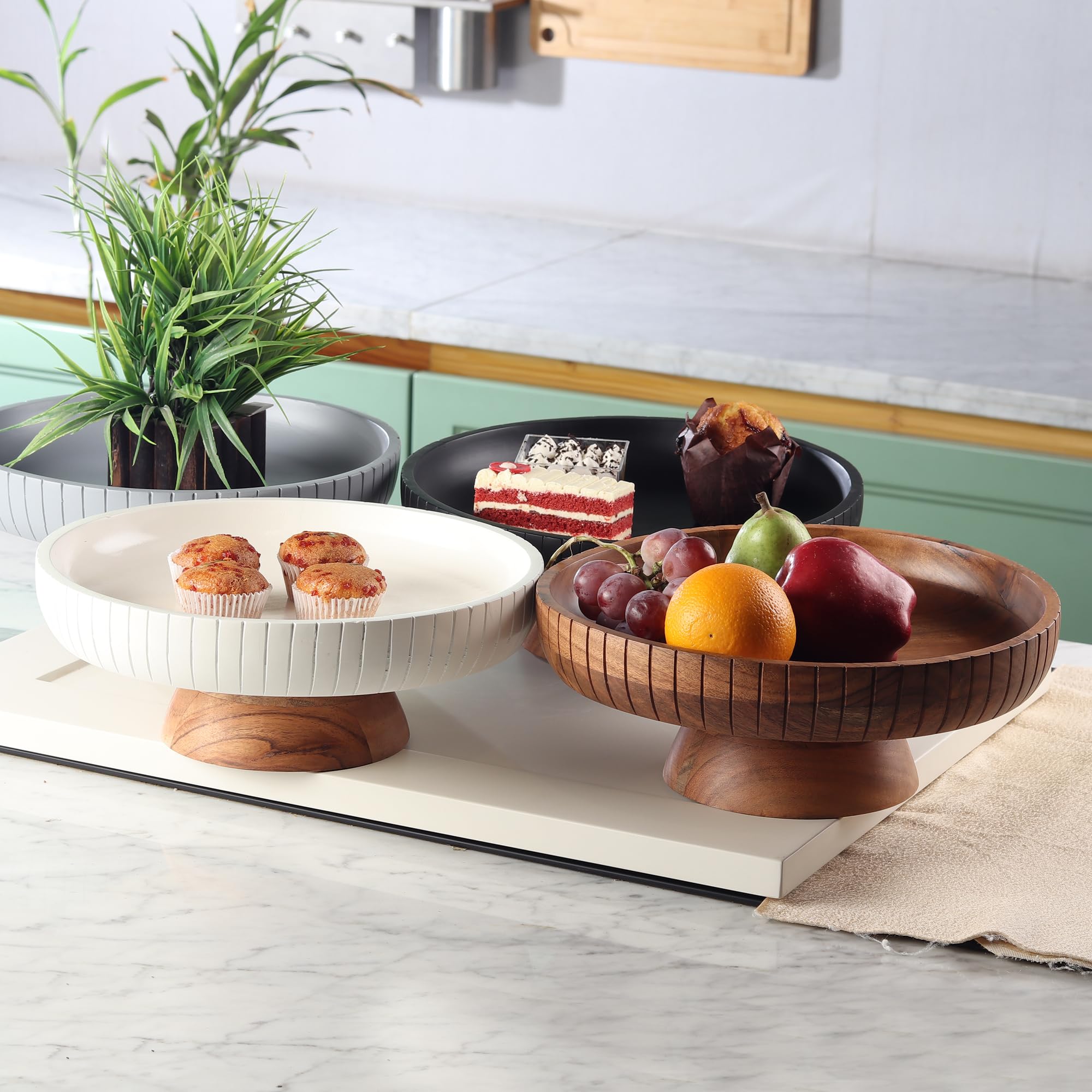 LAVAUK mango wood bowl with pedestal, bold contrast for tables.