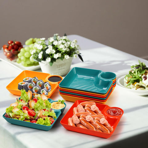 Lawei party trays outdoors enable casual entertaining.