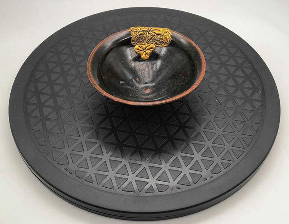 Lawei 12-inch platform for plants and speakers.