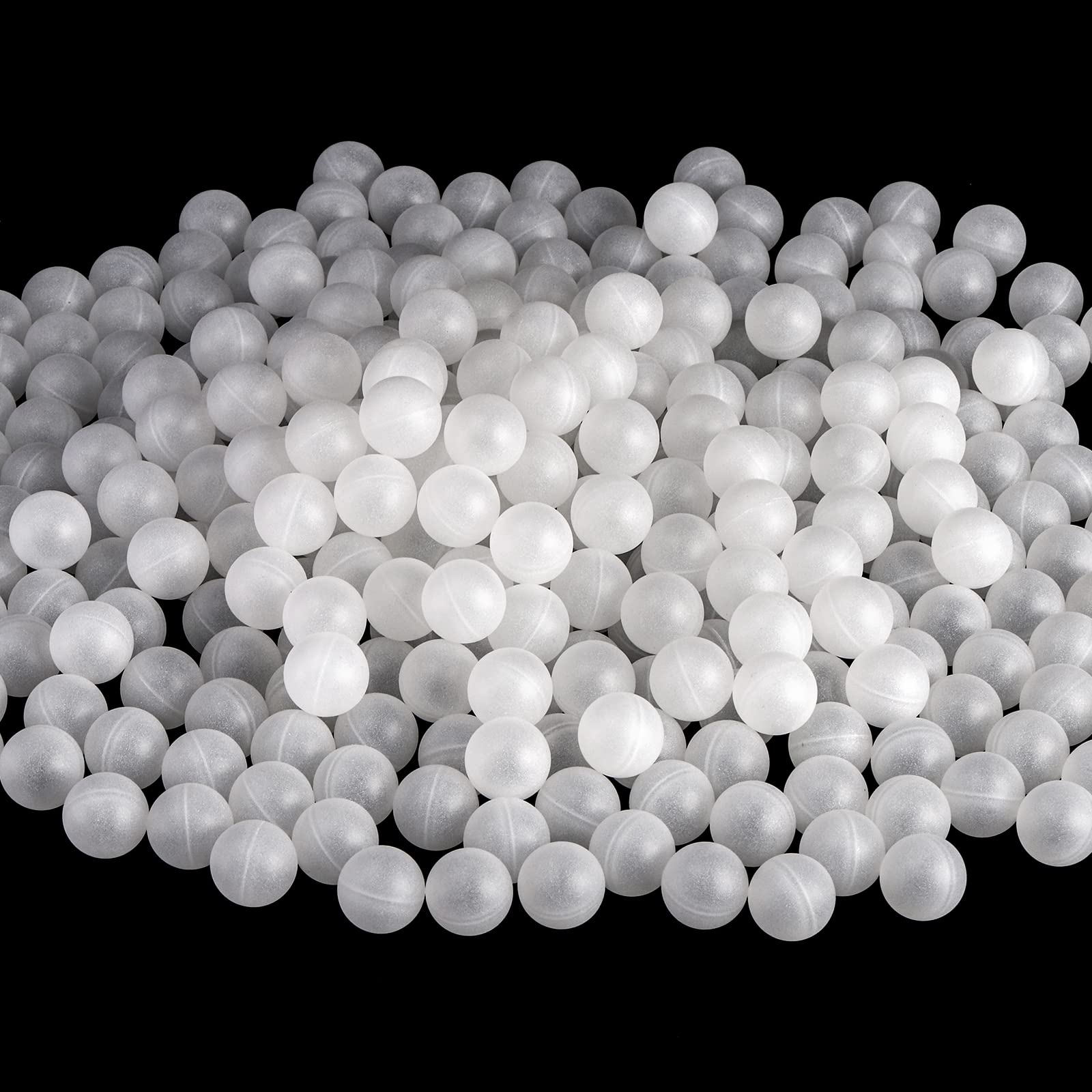 Lawei vacuum small balls in pot illustrate evaporation reduction during cooking.