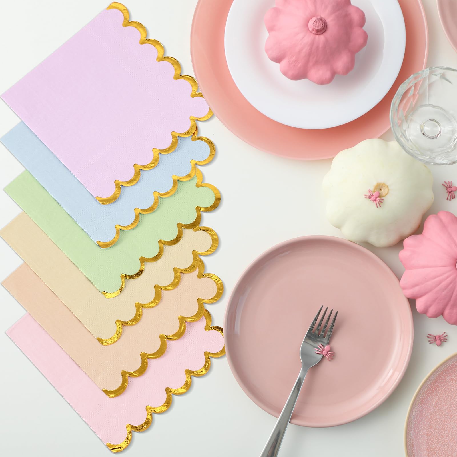 Layhit 2-ply disposable napkins are absorbent and skin-friendly.