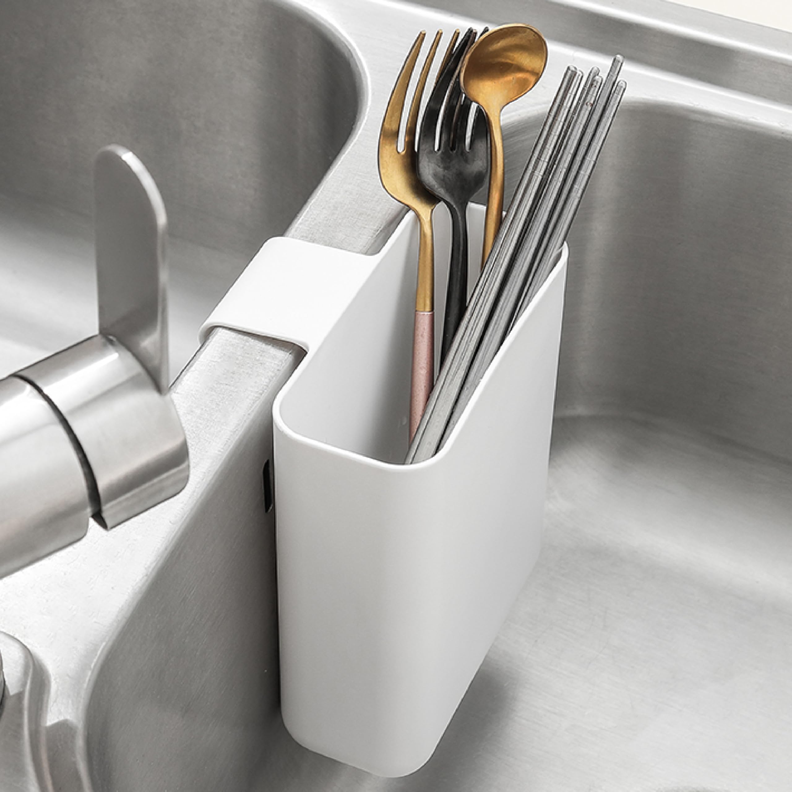 LazyzBeez multifunctional kitchen drainer front view highlights space-saving design