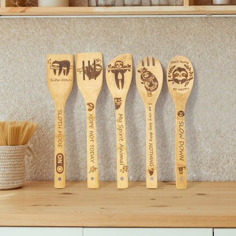 LBCIGOR solid turner highlighting durable bamboo and odor-free performance for everyday cooking