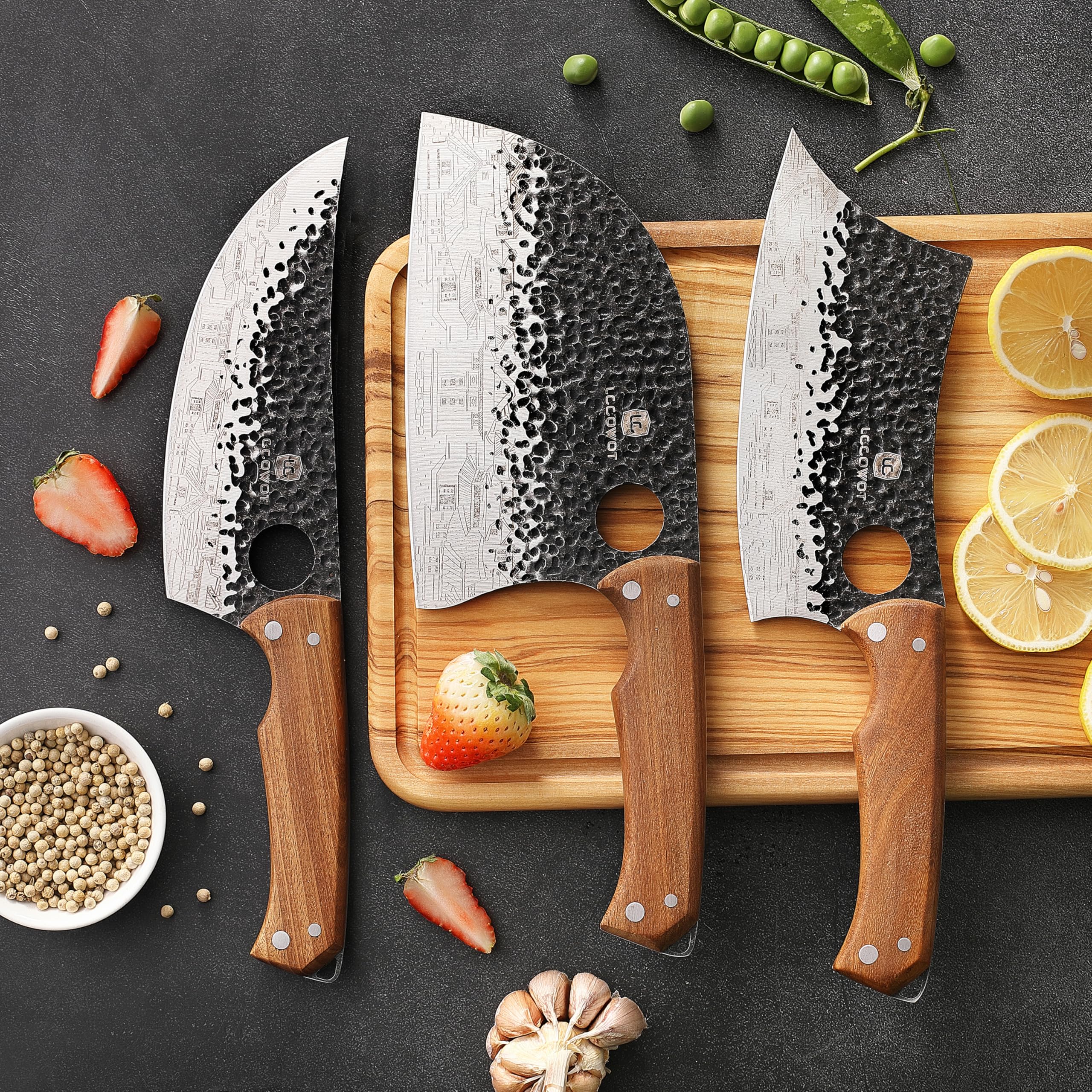 Lccowot blade features ancient-pattern artwork for style