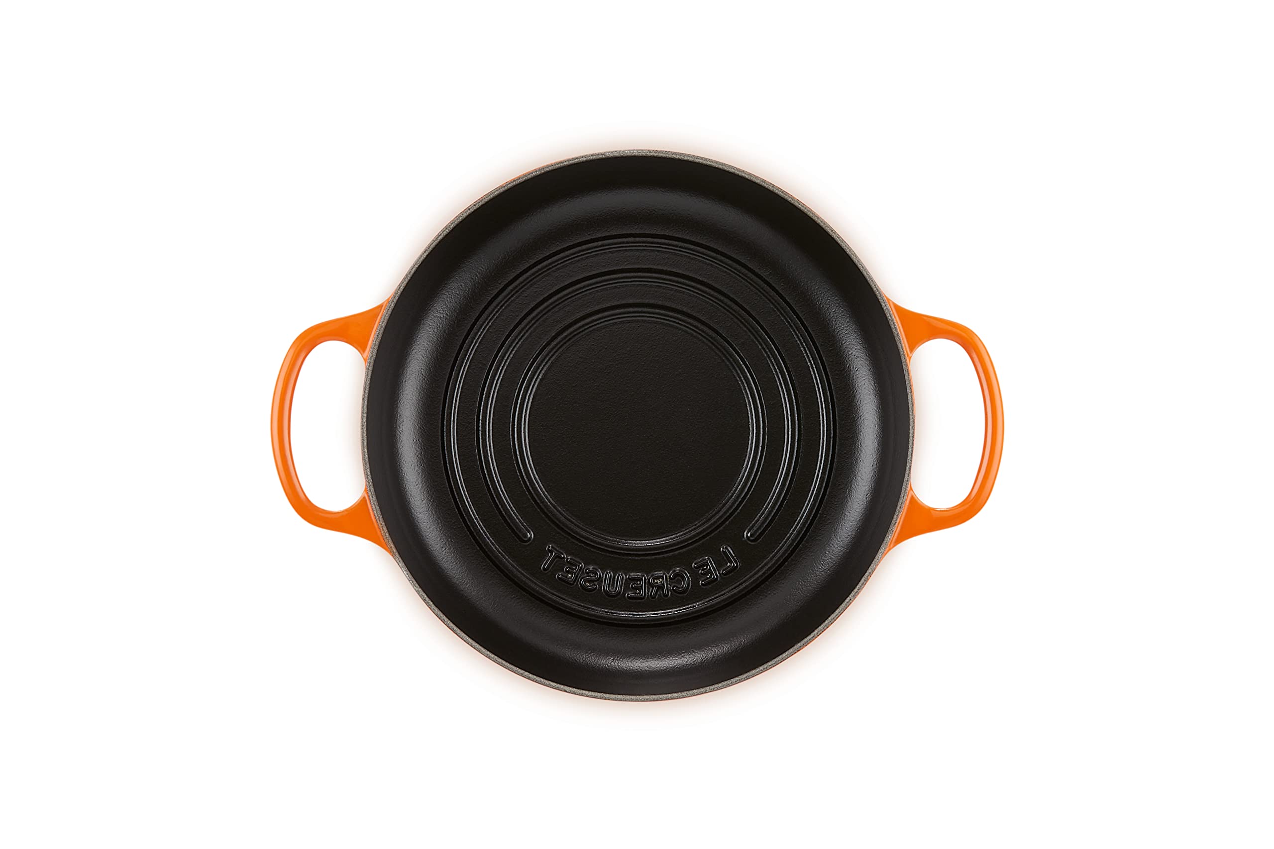 Le Creuset Bread Oven Flame low-profile base promotes even browning.