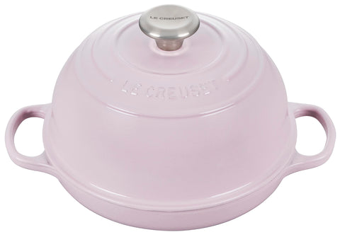 Le Creuset bread oven Shallot lid traps steam for crisp crust